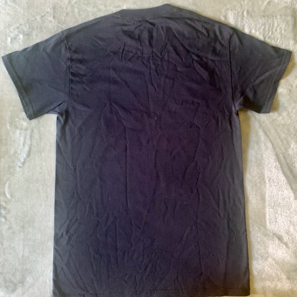La Pura Vida * Awesome T-Shirt * Size Small * New - Picture 2 of 2